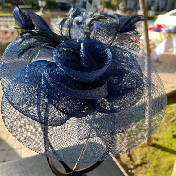 H19- Vintage Navy Blue Beret with hair clip and headband - Picture 2 of 7